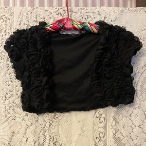 RUBY ROX Rosettes Cropped Black Bolero Jacket (M)